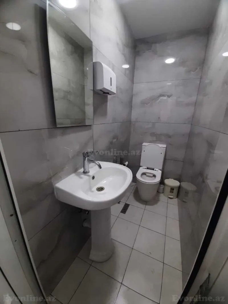 Kirayə verilir Ofis 340 m² Nəsimi r. - şəkil 21