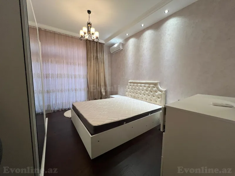 Satılır 4 otaqlı Mənzil Yeni tikili 180 m² Nəsimi r. - şəkil 8