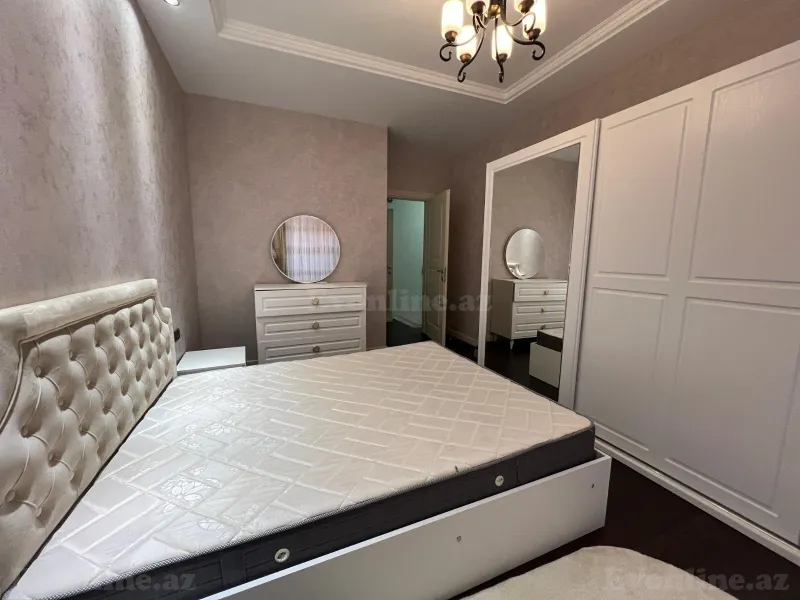 Satılır 4 otaqlı Mənzil Yeni tikili 180 m² Nəsimi r. - şəkil 9