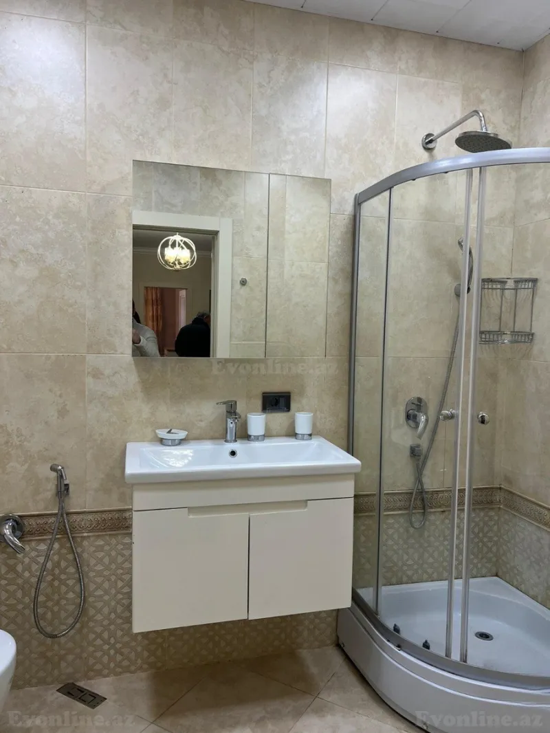 Satılır 4 otaqlı Mənzil Yeni tikili 180 m² Nəsimi r. - şəkil 11