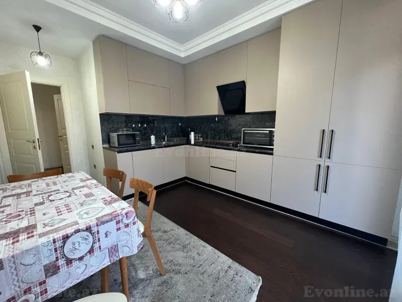 Satılır 4 otaqlı Mənzil Yeni tikili 180 m² Nəsimi r. - şəkil 18