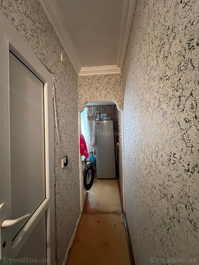 Satılır 2 otaqlı Mənzil Köhnə tikili 55 m² Bakıxanov - şəkil 13