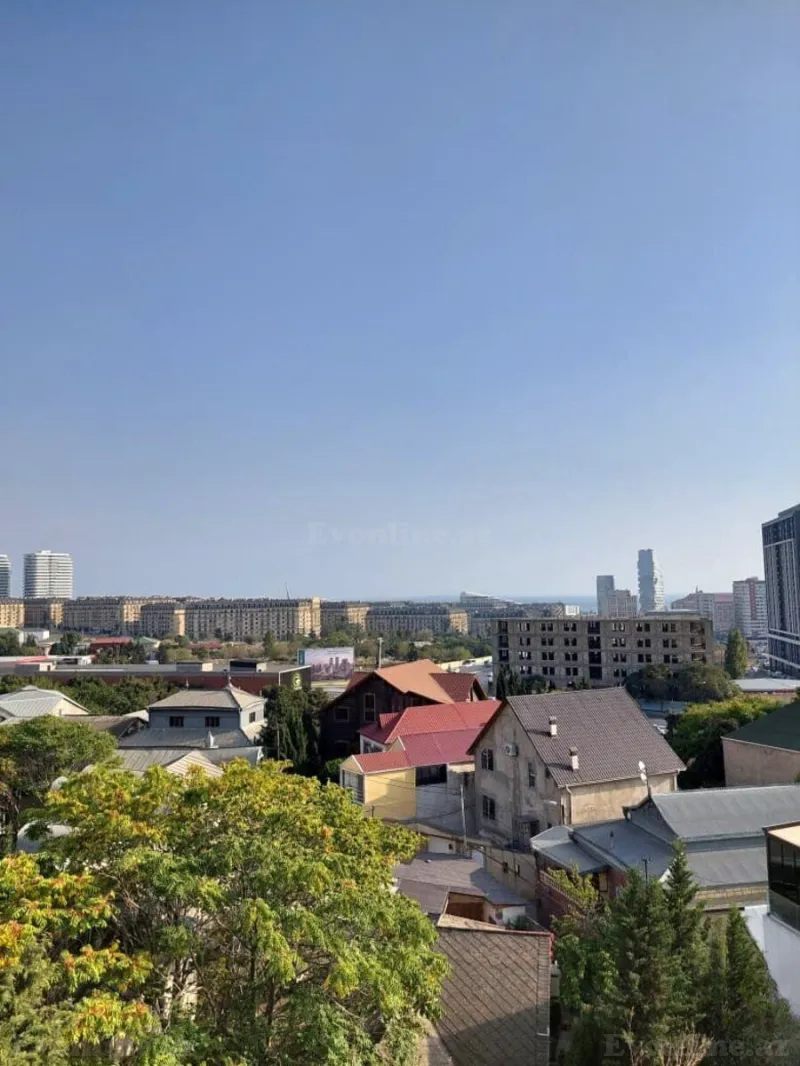 Satılır 4 otaqlı Mənzil Köhnə tikili 110 m² Nəriman Nərimanov m.