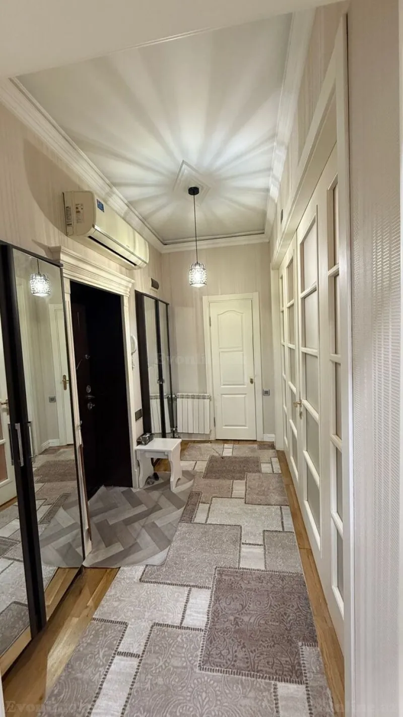 Satılır 3 otaqlı Mənzil Yeni tikili 67 m² Həzi Aslanov m. - şəkil 2
