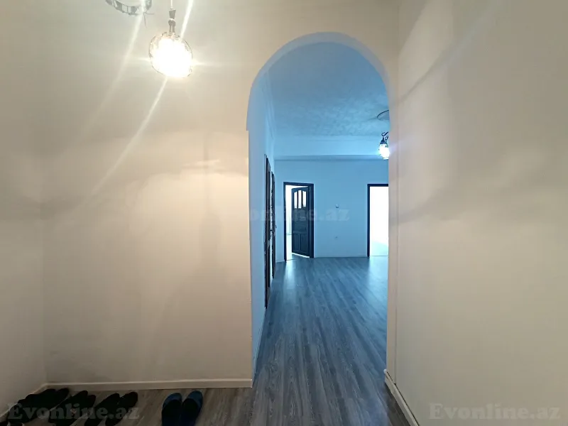 Satılır 4 otaqlı Mənzil Yeni tikili 135 m² Yasamal r. - şəkil 2