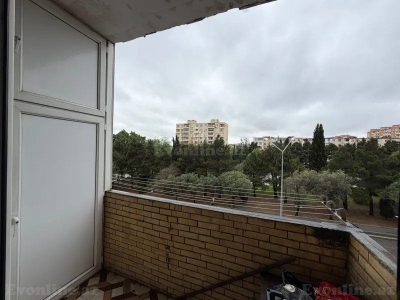 Satılır 3 otaqlı Mənzil Köhnə tikili 80 m² Xalqlar Dostluğu m. - şəkil 19