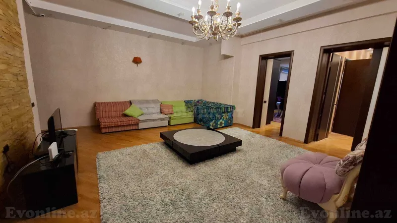 Satılır 4 otaqlı Mənzil Yeni tikili 200 m² 28 May m. - şəkil 6