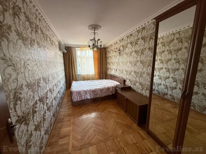 Satılır 3 otaqlı Mənzil Köhnə tikili 80 m² Nəsimi r. - şəkil 3
