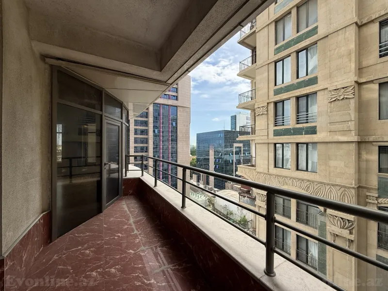 Satılır 6 otaqlı Mənzil Yeni tikili 468.5 m² Səbail r. - şəkil 7