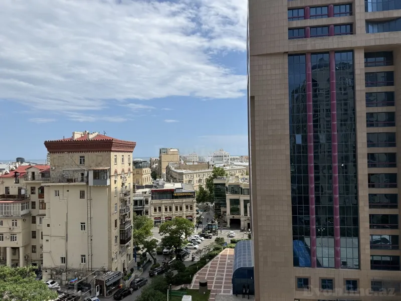 Satılır 6 otaqlı Mənzil Yeni tikili 468.5 m² Səbail r. - şəkil 17