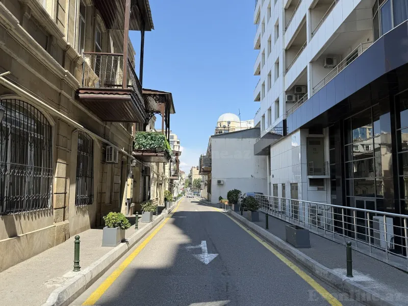 Satılır 6 otaqlı Mənzil Yeni tikili 468.5 m² Səbail r. - şəkil 29