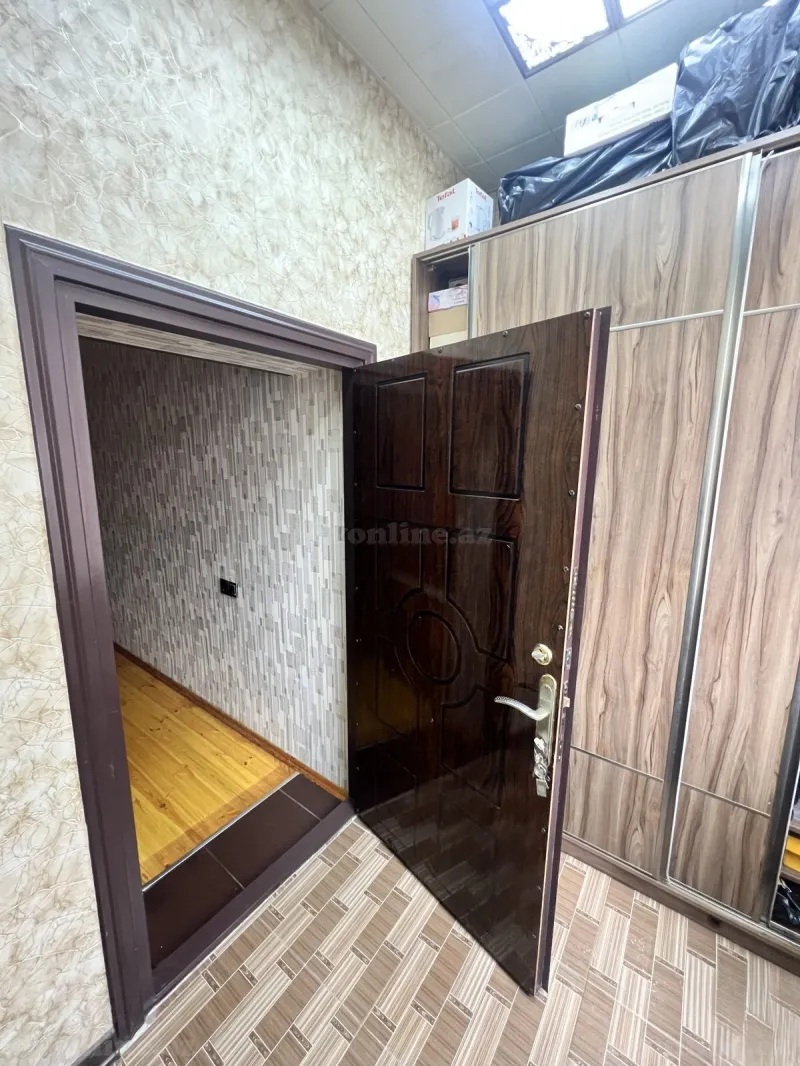 Satılır 7 otaqlı Həyət evi 250 m² Koroğlu m. - şəkil 2