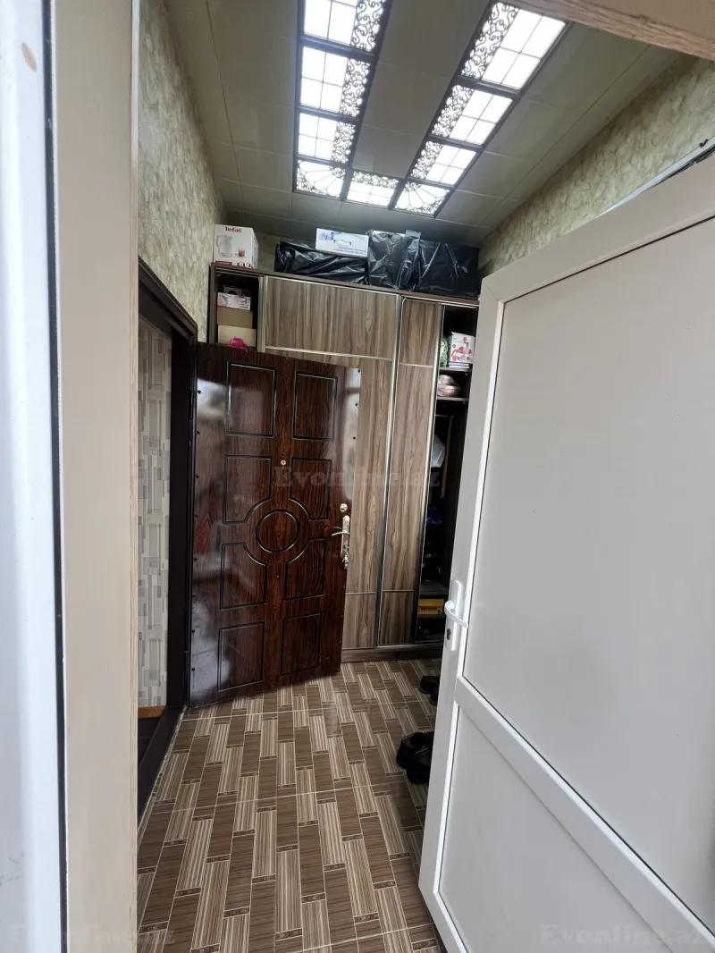 Satılır 7 otaqlı Həyət evi 250 m² Koroğlu m. - şəkil 3
