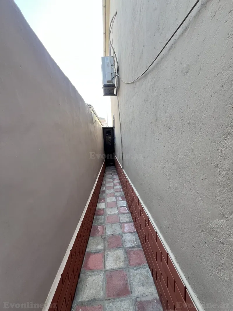 Satılır 7 otaqlı Həyət evi 250 m² Koroğlu m. - şəkil 22