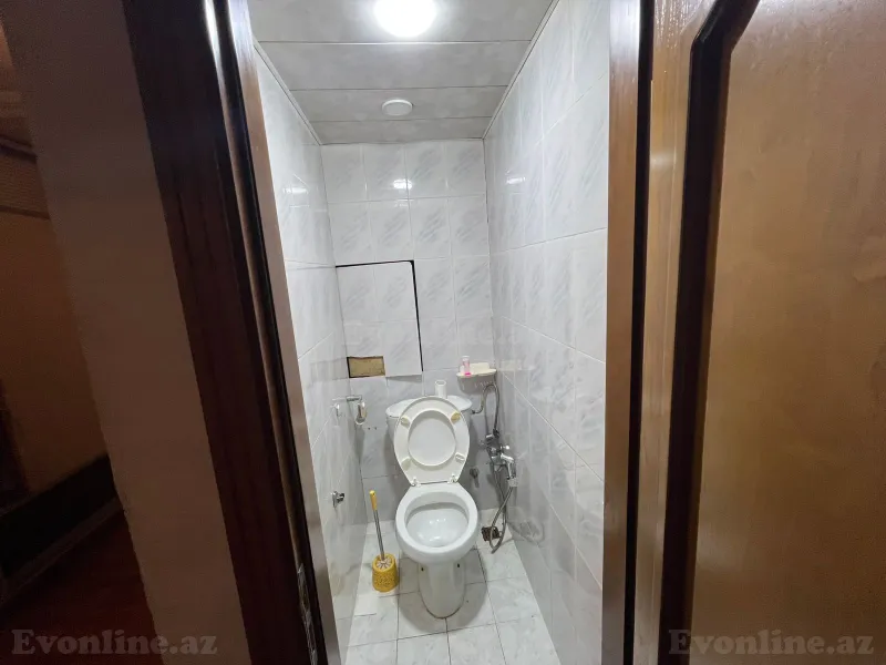 Kirayə verilir 3 otaqlı Mənzil Köhnə tikili 100 m² Yasamal r. - şəkil 13