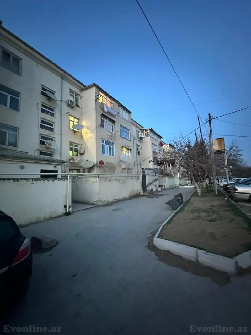 2 otaqlı Mənzil 45 m² Binə Satılır