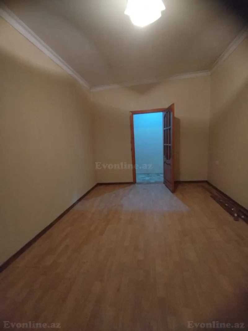 Satılır 2 otaqlı Mənzil Köhnə tikili 35 m² Yasamal r. - şəkil 5