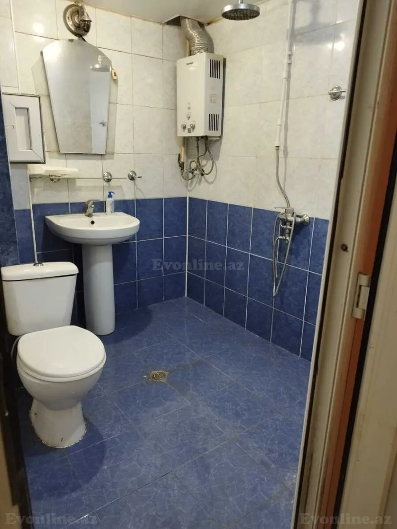 Satılır 2 otaqlı Mənzil Köhnə tikili 35 m² Yasamal r. - şəkil 6