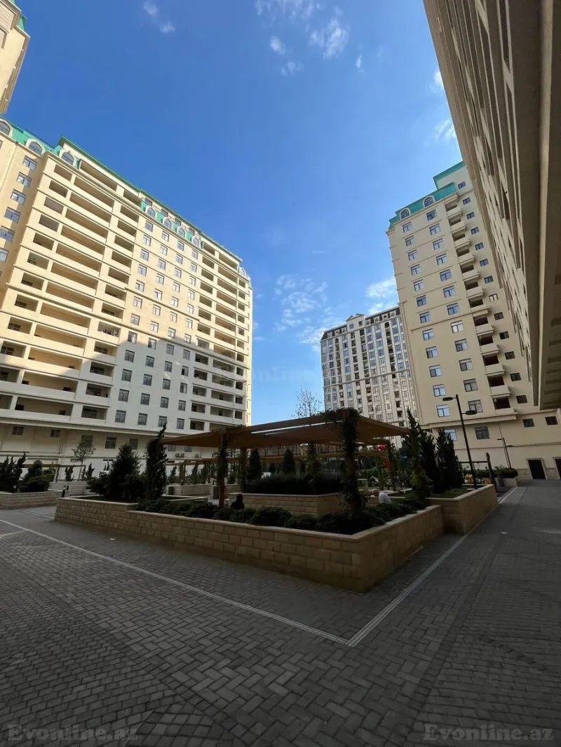Satılır 3 otaqlı Mənzil Yeni tikili 142 m² Nərimanov r. - şəkil 2