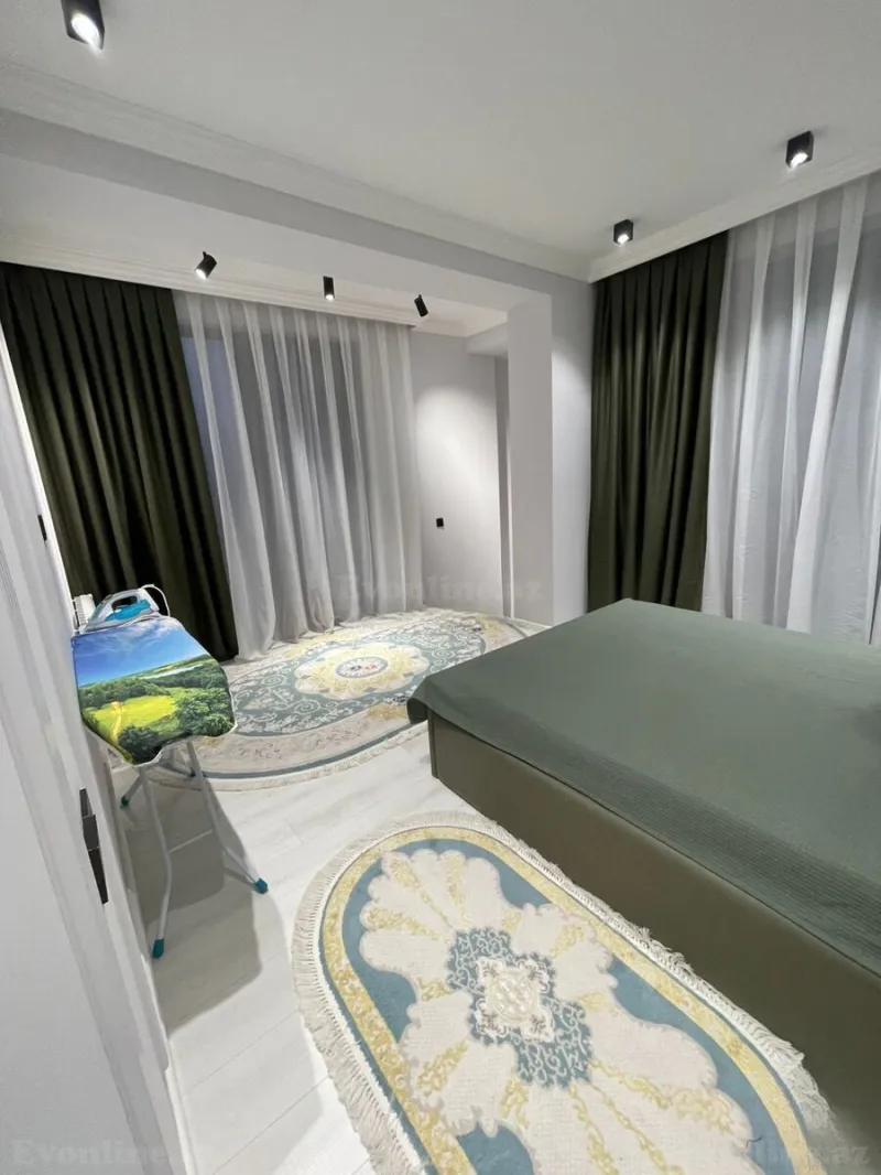 Kirayə verilir 3 otaqlı Mənzil Yeni tikili 130 m² Nərimanov r. - şəkil 9