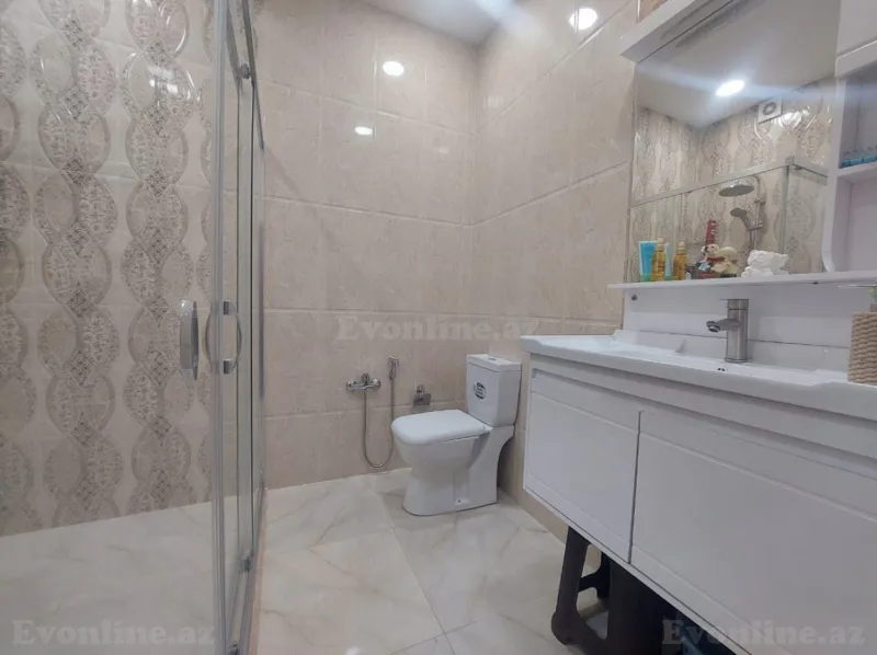Satılır 2 otaqlı Mənzil Yeni tikili 67 m² Azadlıq prospekti m. - şəkil 4