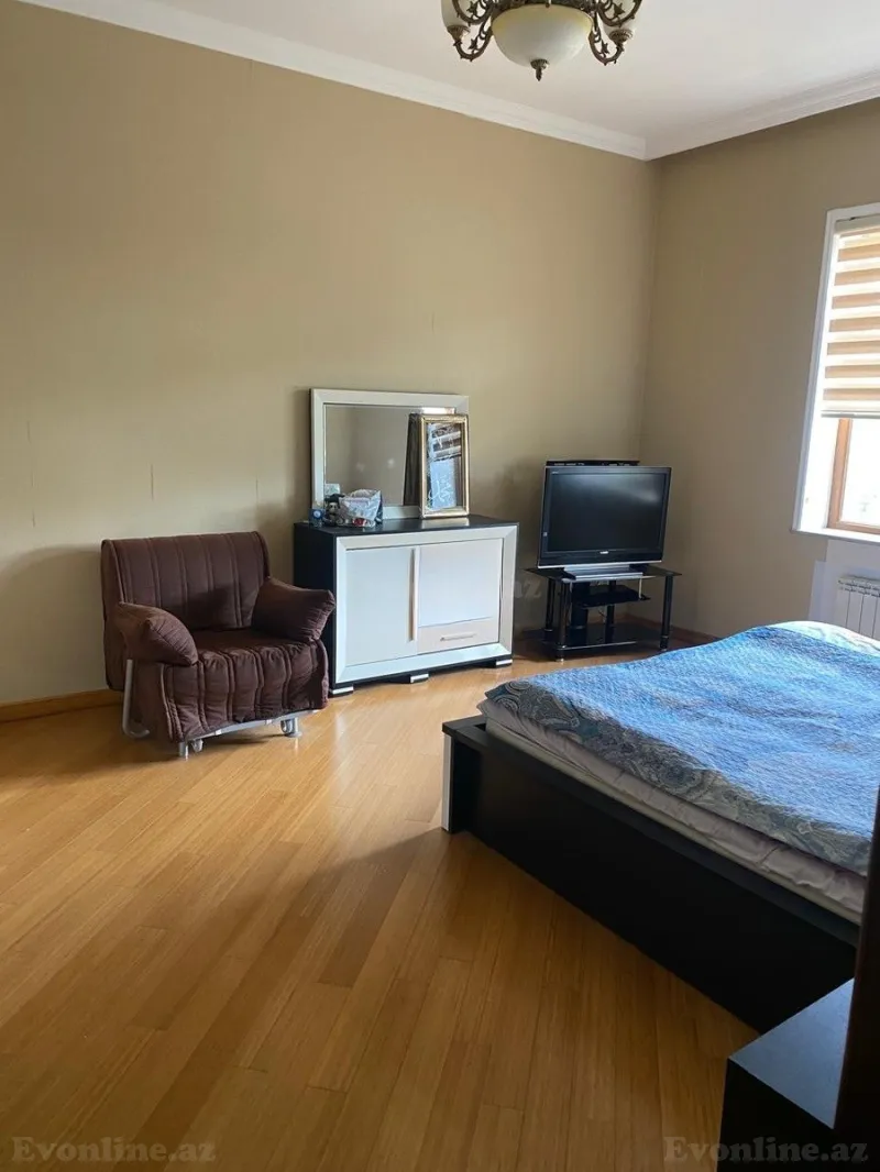 Satılır 7 otaqlı Həyət evi 300 m² Pirşağı - şəkil 23