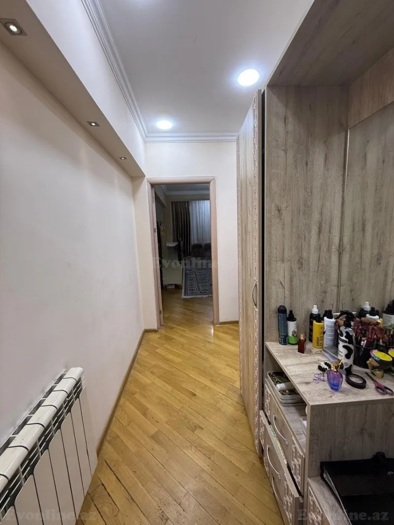 Satılır 2 otaqlı Mənzil Yeni tikili 70 m² Yasamal r. - şəkil 4
