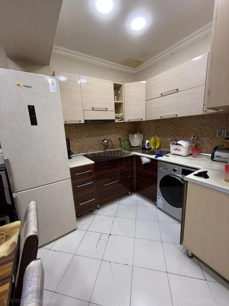 Satılır 2 otaqlı Mənzil Yeni tikili 70 m² Yasamal r. - şəkil 10