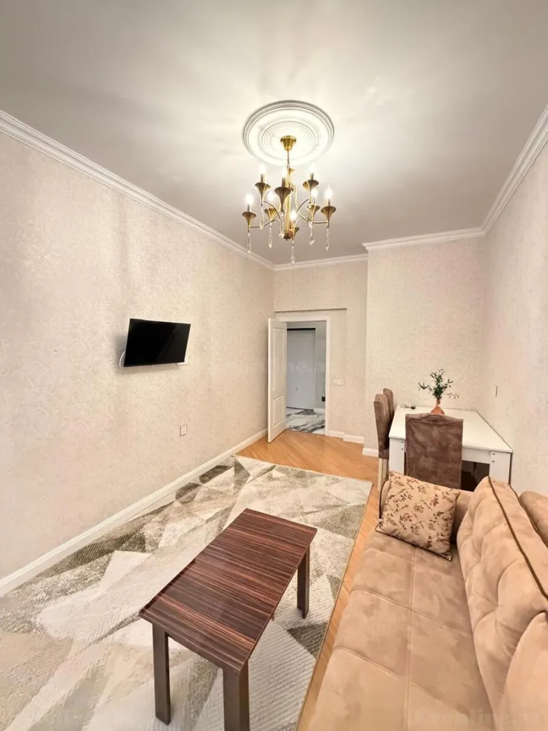 Kirayə verilir 2 otaqlı Mənzil Yeni tikili 65 m² Neftçilər m. - şəkil 2