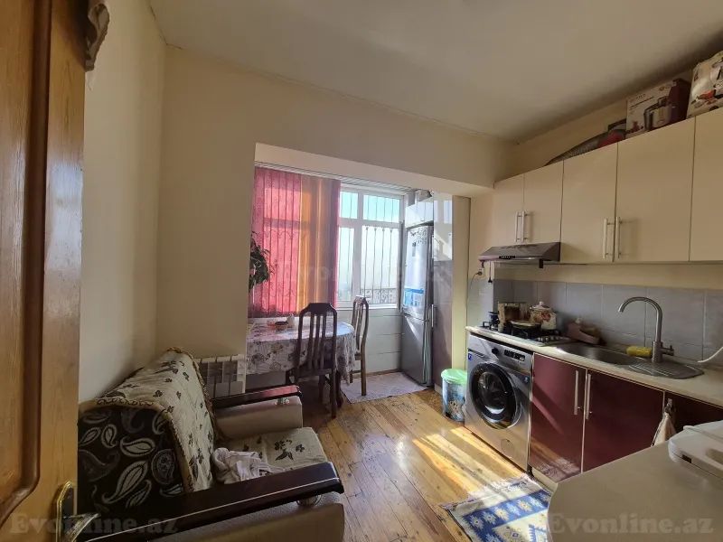 Satılır 3 otaqlı Mənzil Köhnə tikili 66 m² Əhmədli - şəkil 2