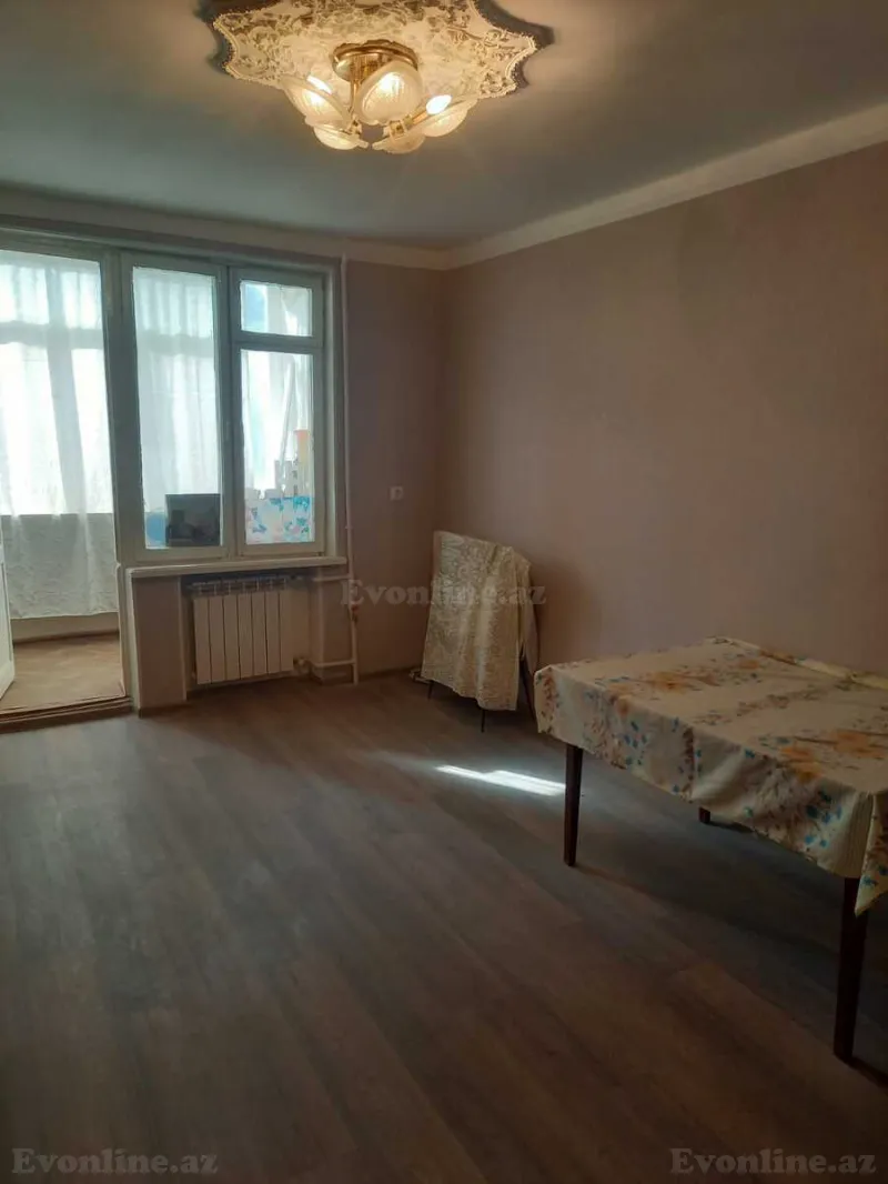 Satılır 2 otaqlı Mənzil Köhnə tikili 48 m² Neftçilər m. - şəkil 3