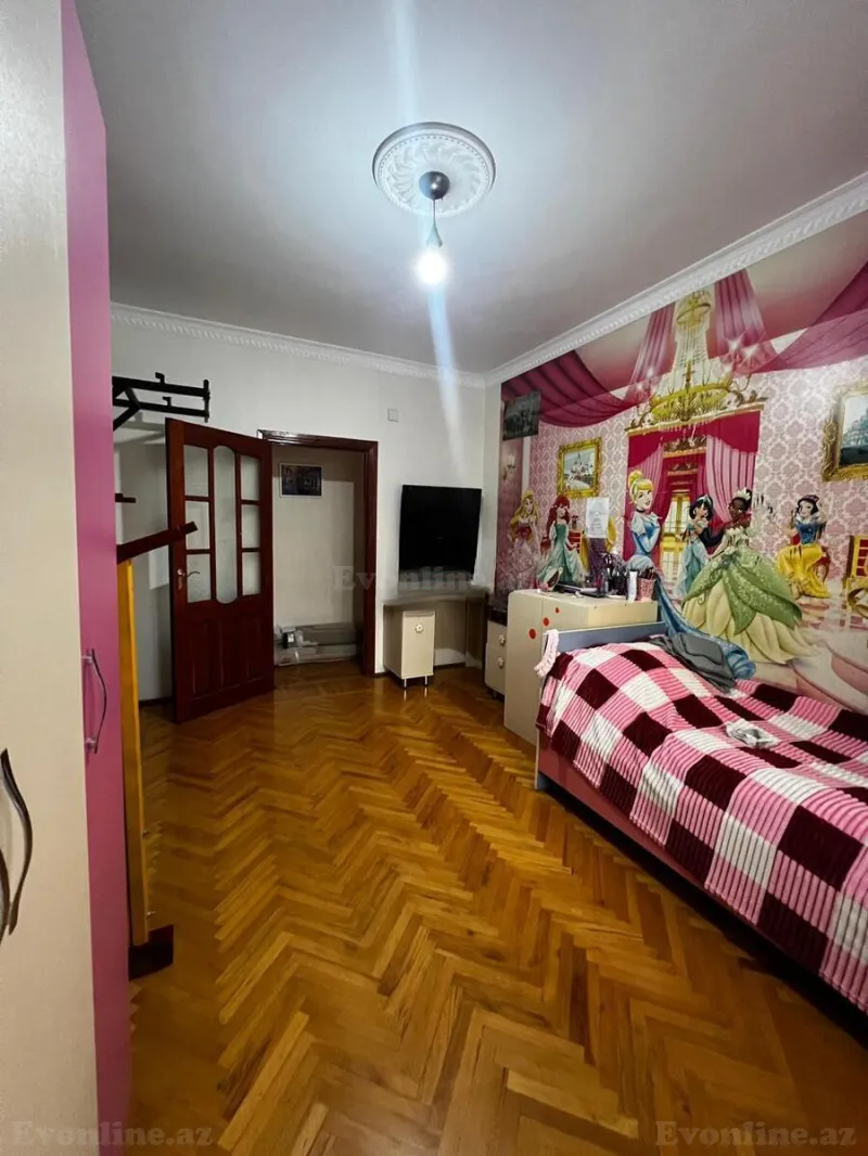 Satılır 5 otaqlı Mənzil Köhnə tikili 130 m² Yeni Yasamal - şəkil 7