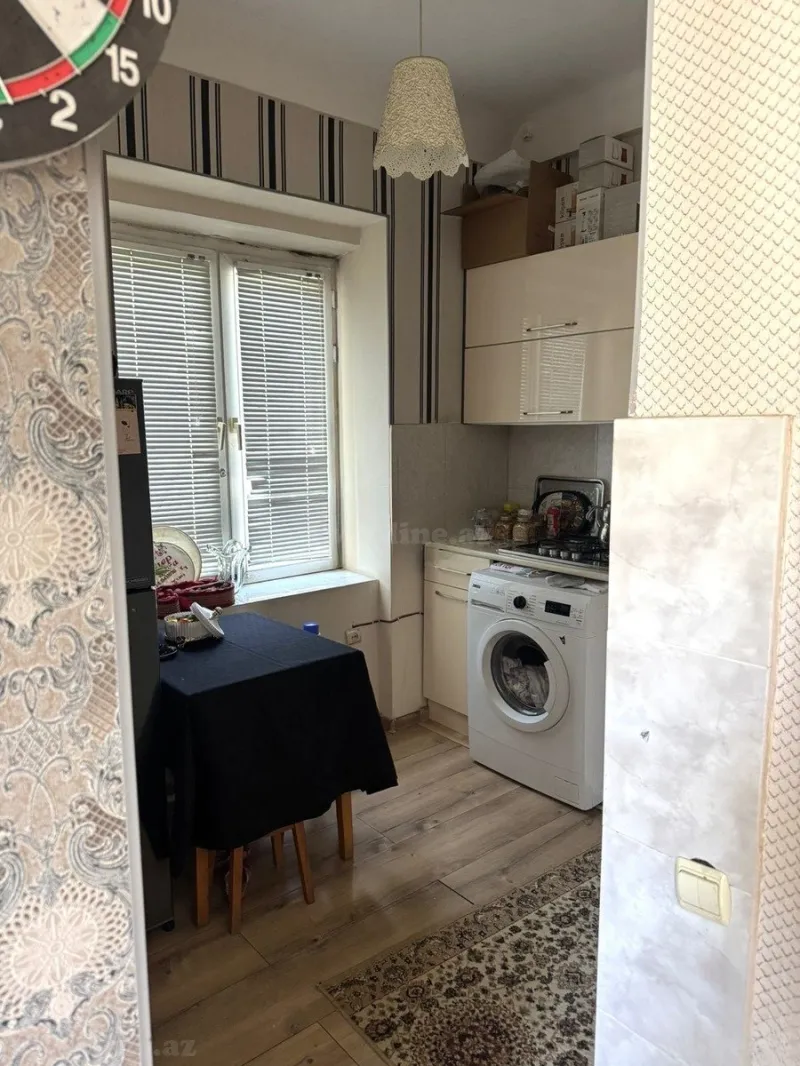 Satılır 2 otaqlı Mənzil Köhnə tikili 45 m² Yasamal r. - şəkil 9