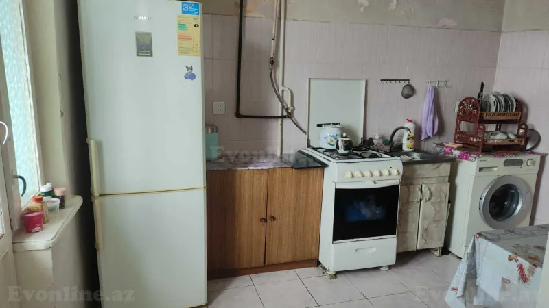 Kirayə verilir 3 otaqlı Mənzil Köhnə tikili 75 m² Memar Əcəmi m. - şəkil 6