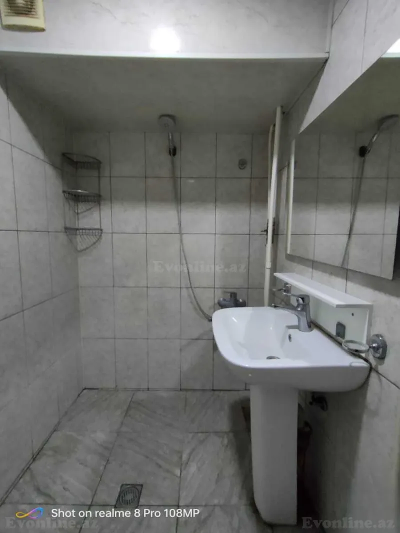 Kirayə verilir 3 otaqlı Mənzil Köhnə tikili 75 m² Memar Əcəmi m. - şəkil 7