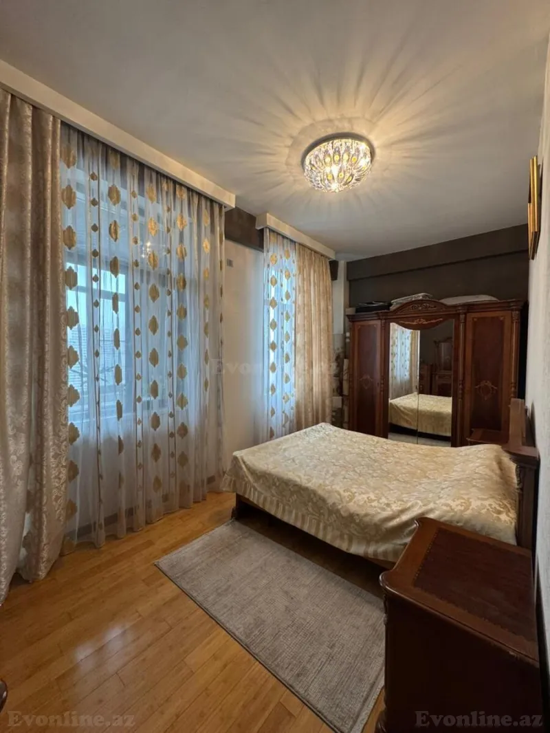 Satılır 4 otaqlı Mənzil Yeni tikili 150 m² Yasamal r. - şəkil 9