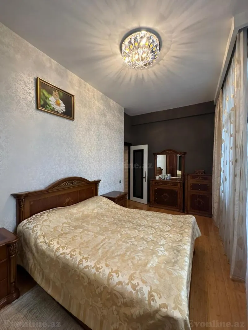 Satılır 4 otaqlı Mənzil Yeni tikili 150 m² Yasamal r. - şəkil 10