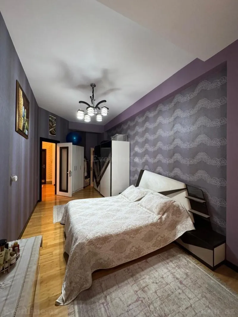 Satılır 4 otaqlı Mənzil Yeni tikili 150 m² Yasamal r. - şəkil 12