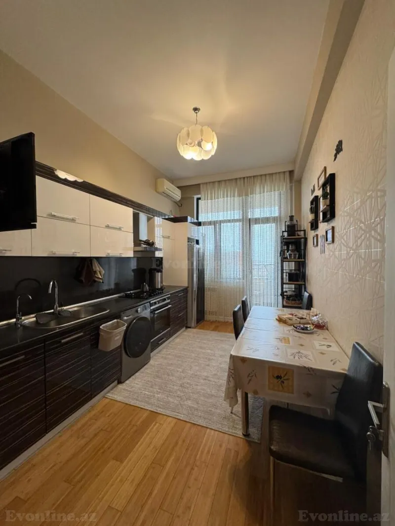 Satılır 4 otaqlı Mənzil Yeni tikili 150 m² Yasamal r. - şəkil 19