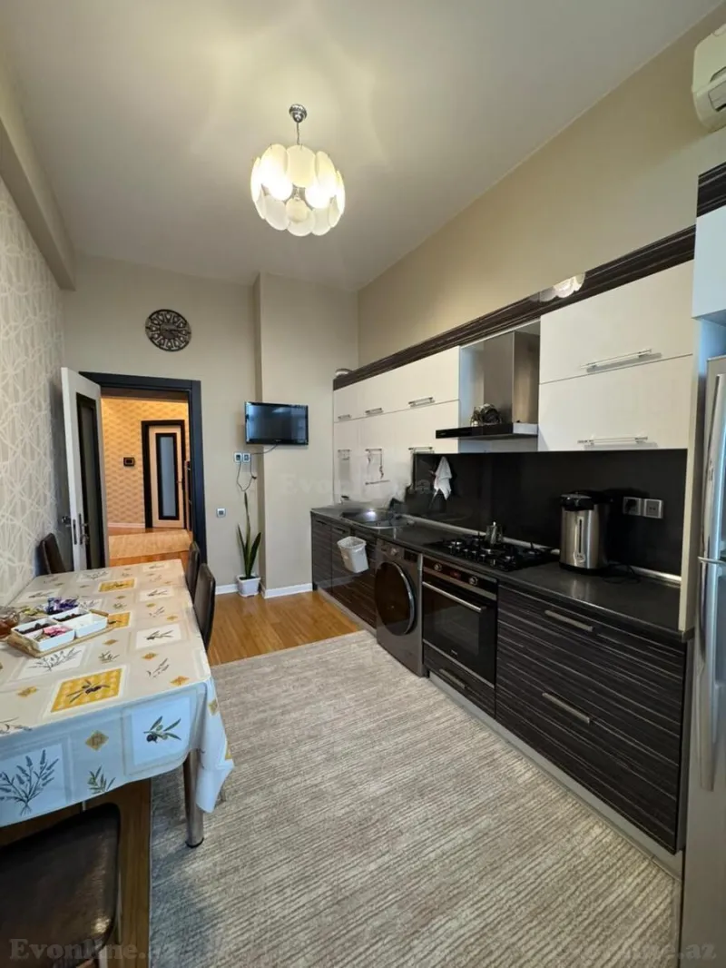 Satılır 4 otaqlı Mənzil Yeni tikili 150 m² Yasamal r. - şəkil 20
