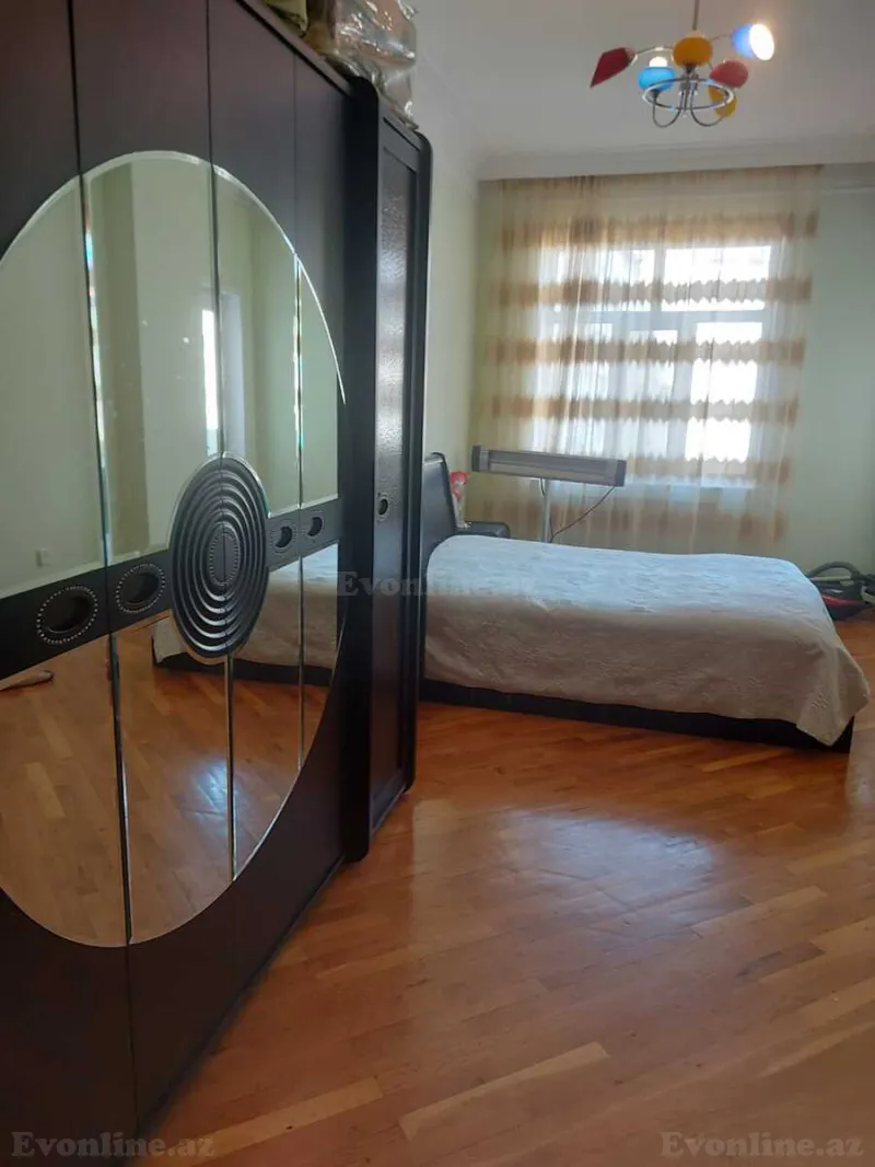 3 otaqlı Mənzil 110 m² Həzi Aslanov m. Kirayə verilir