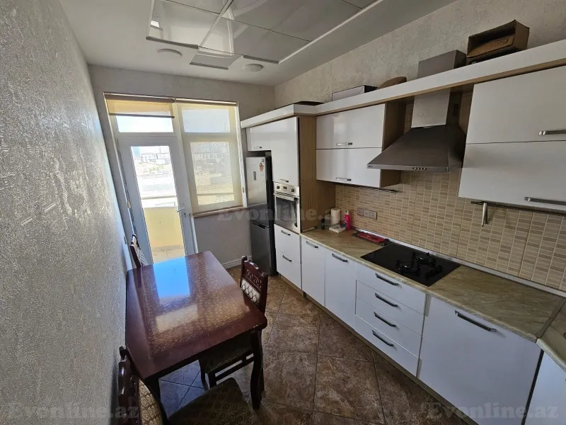 Kirayə verilir 2 otaqlı Mənzil Yeni tikili 100 m² Xətai m. - şəkil 4
