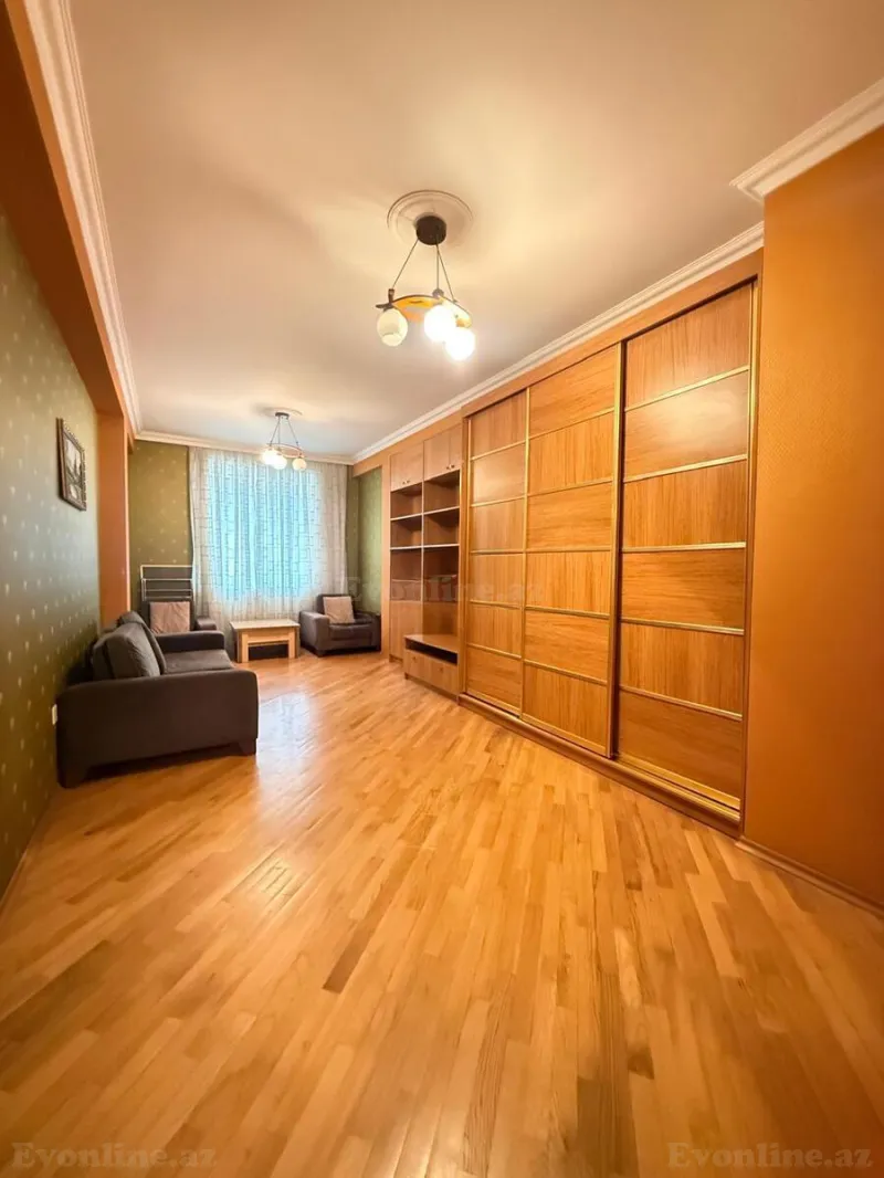 Satılır 3 otaqlı Mənzil Yeni tikili 110 m² İnşaatçılar m. - şəkil 5