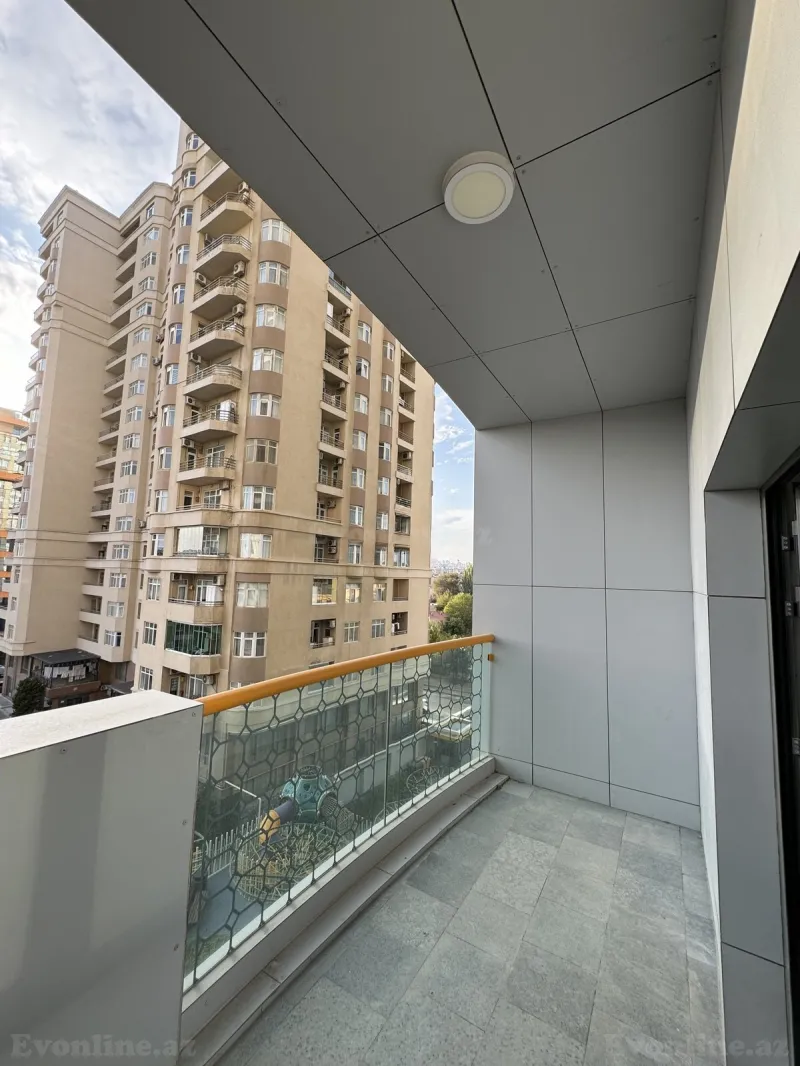 Satılır 4 otaqlı Mənzil Yeni tikili 248 m² Nəsimi r. - şəkil 4