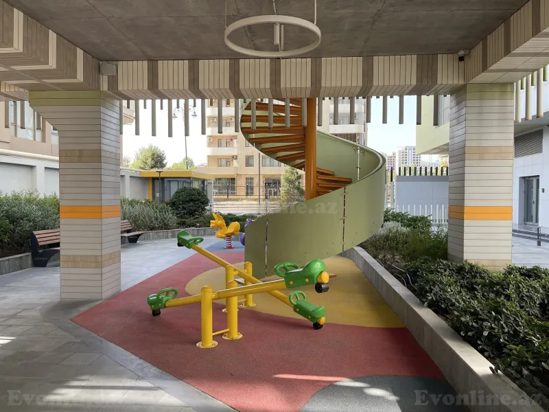 Satılır 4 otaqlı Mənzil Yeni tikili 248 m² Nəsimi r. - şəkil 17