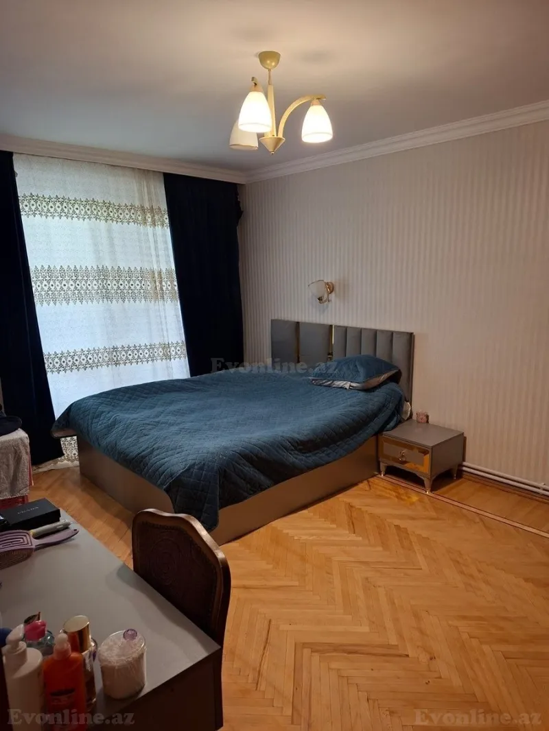 Satılır 3 otaqlı Mənzil Köhnə tikili 65 m² Elmlər Akademiyası m. - şəkil 3