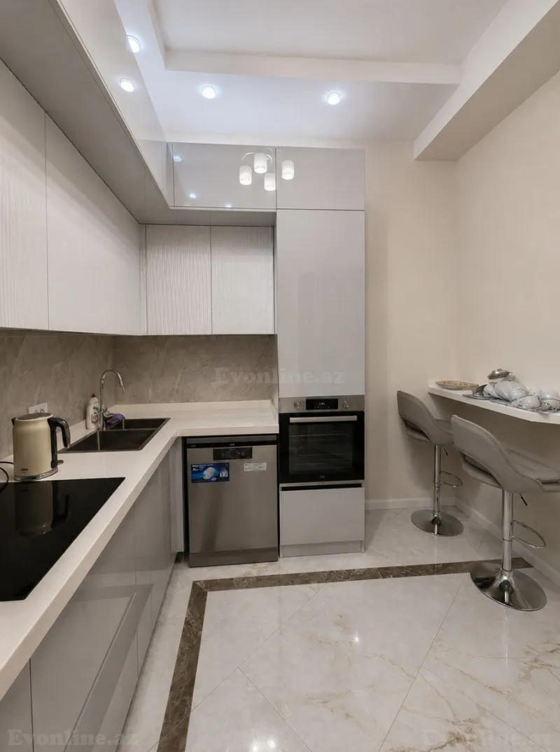 Kirayə verilir 2 otaqlı Mənzil Yeni tikili 75 m² Səbail r. - şəkil 7