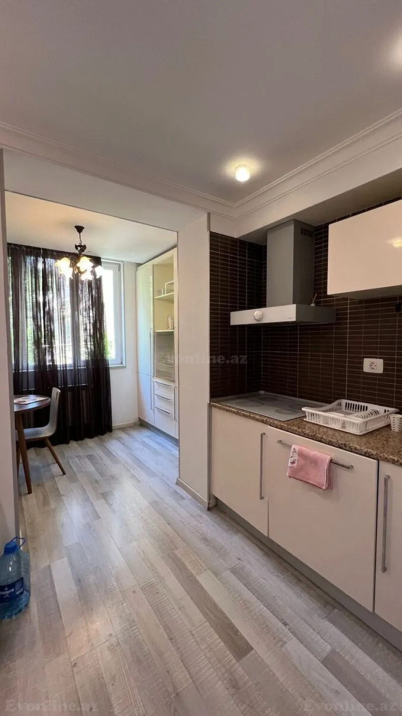 Kirayə verilir 2 otaqlı Mənzil Yeni tikili 70 m² Səbail r. - şəkil 8