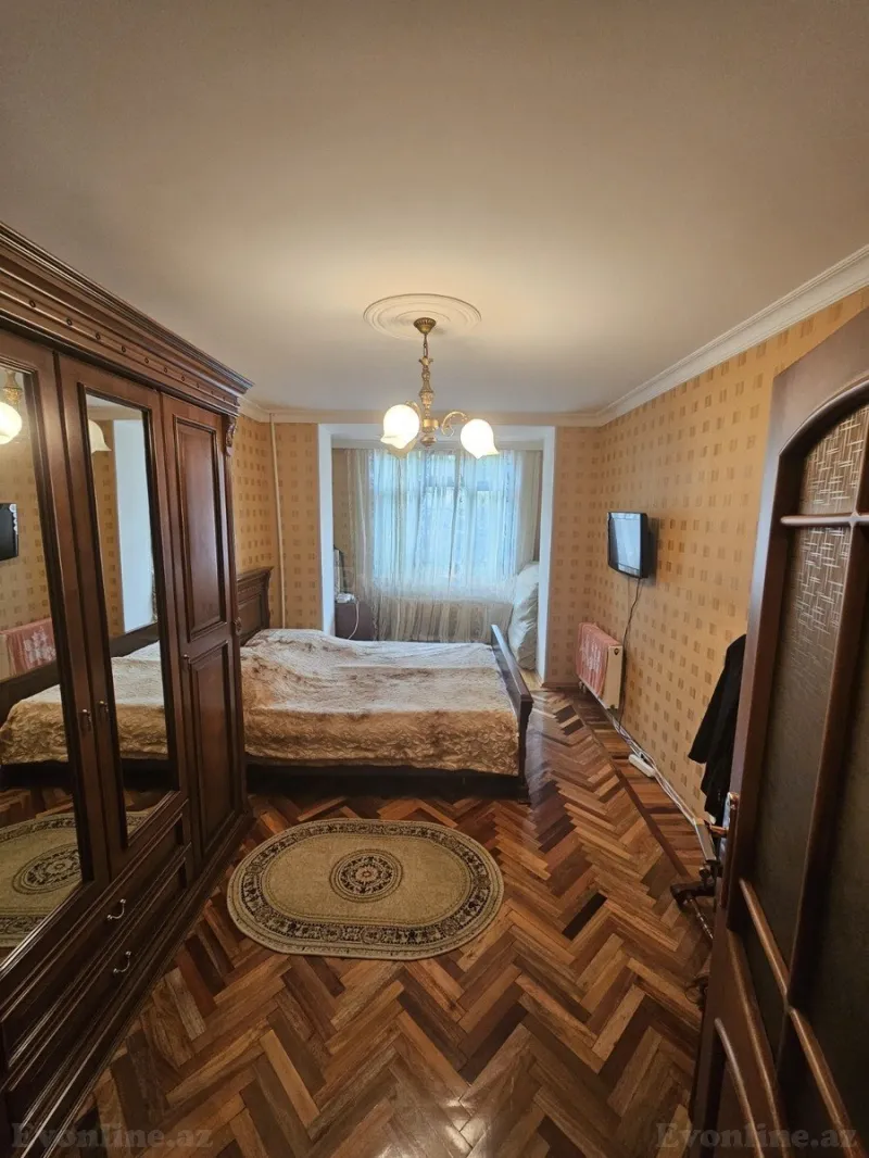 Satılır 4 otaqlı Mənzil Köhnə tikili 110 m² Xətai r. - şəkil 17