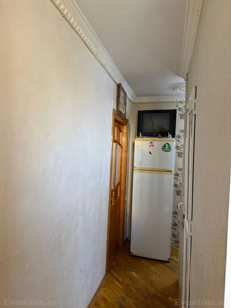 Satılır 2 otaqlı Mənzil Köhnə tikili 45 m² Qara Qarayev m. - şəkil 8